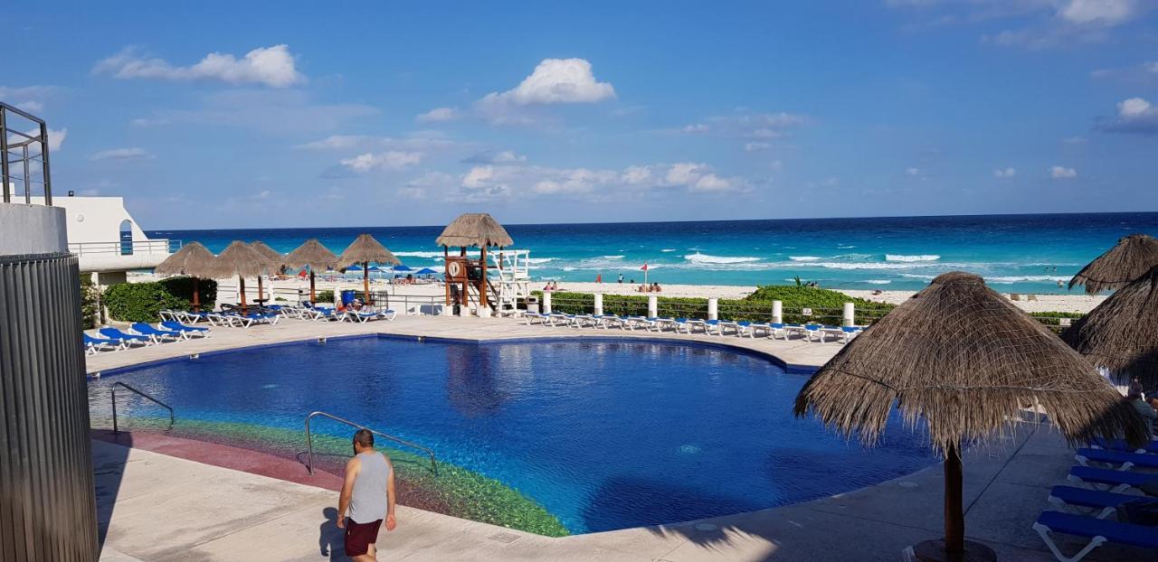 Appartement Marlin Turquesa Departamentos Frente Al Mar à Cancún Extérieur photo